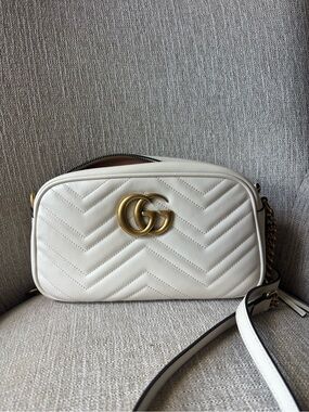 Gucci White Quilted GG Marmont Crossbody Bag